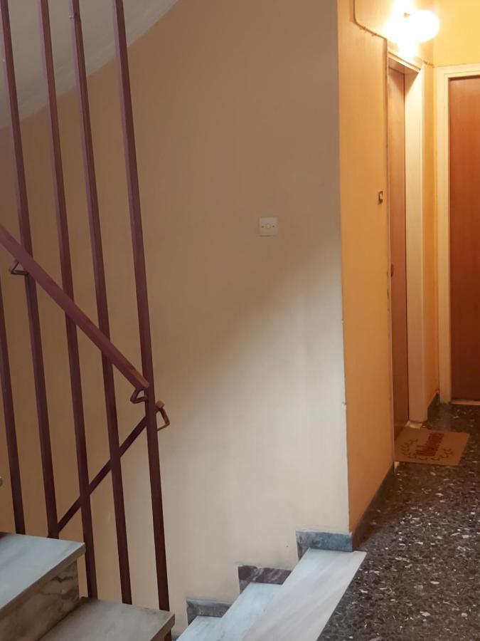 Apartment Getaway In Sparti Exterior photo
